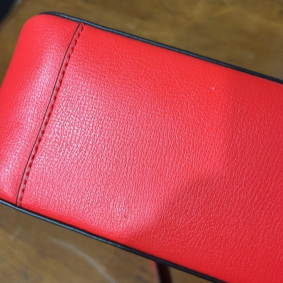 EUC Kate Spade Bright Red Adel Medium Zip Top Crossbody Adjustable Strap - Picture 16 of 16